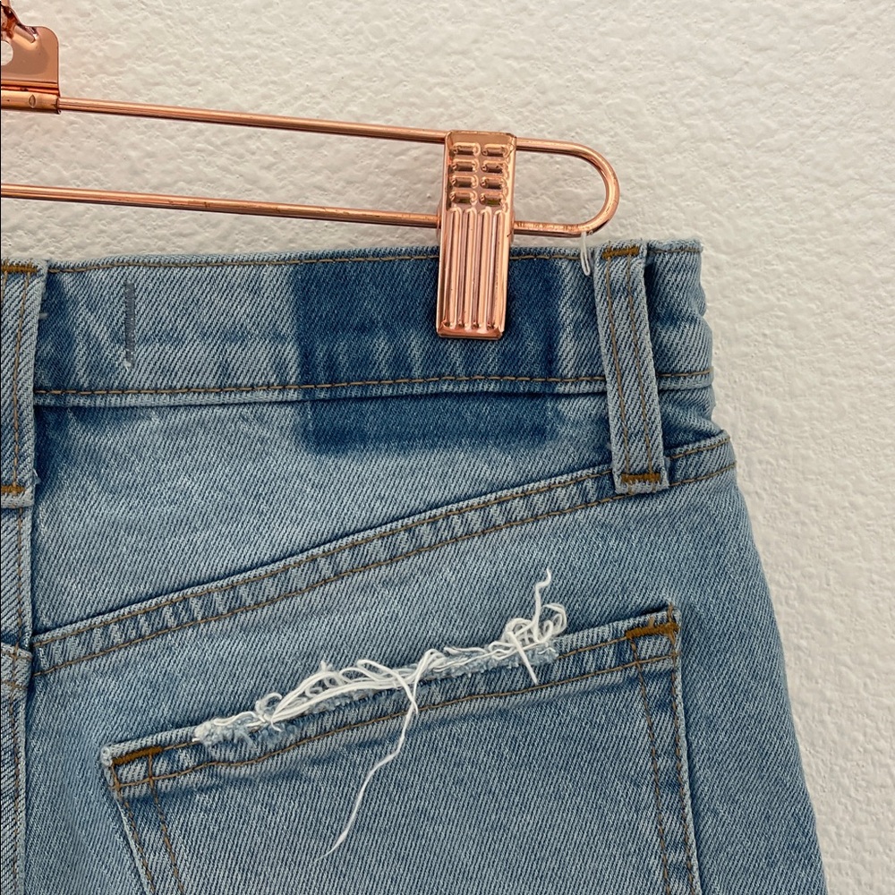 Women’s Abercrombie Shorts - Picture 5 of 7